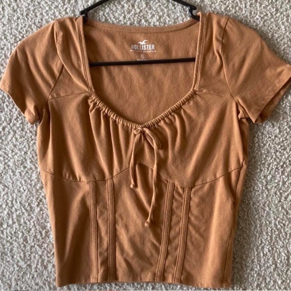 Hollister Women's Tan Top